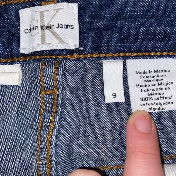 Calvin Klein Vintage Women’s Dark Wash High Waisted Mom Jeans Blue Size 9 - Picture 8 of 9